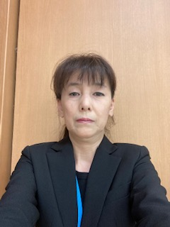 店長　中里
