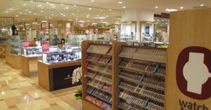 マルイファミリー志木店 腕時計の修理 販売店 ウオッチタウン