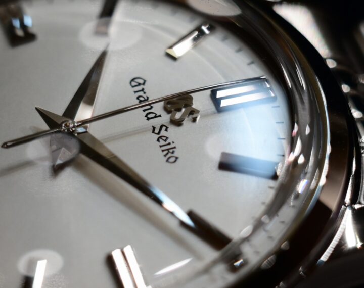 GRAND SEIKO SBGW305のご紹介