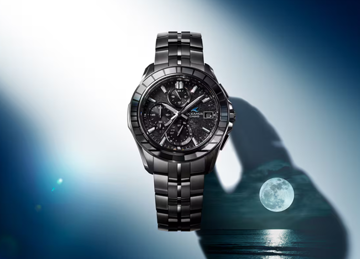 月明かりが差し込む静かな夜を表現。 江戸切子ベゼルリングを採用した限定モデル。